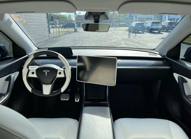 
 Tesla Model Y full									