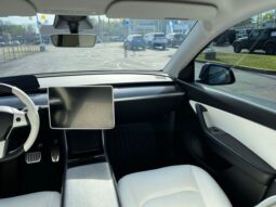 
 Tesla Model Y full									