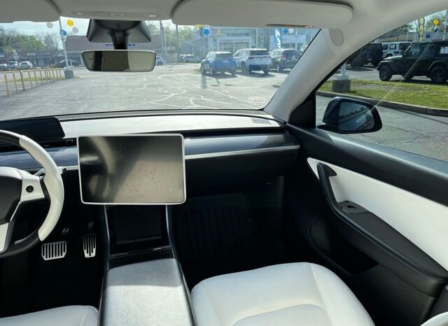 
 Tesla Model Y full									