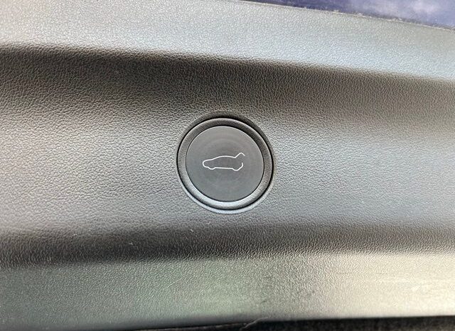 
 Tesla Model Y full									