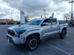 
 Toyota Tacoma full									