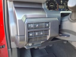 
 Toyota Tacoma Hybrid full									