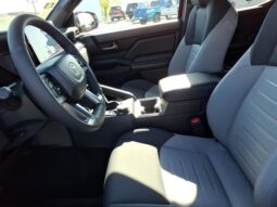 
 Toyota Tacoma Hybrid full									