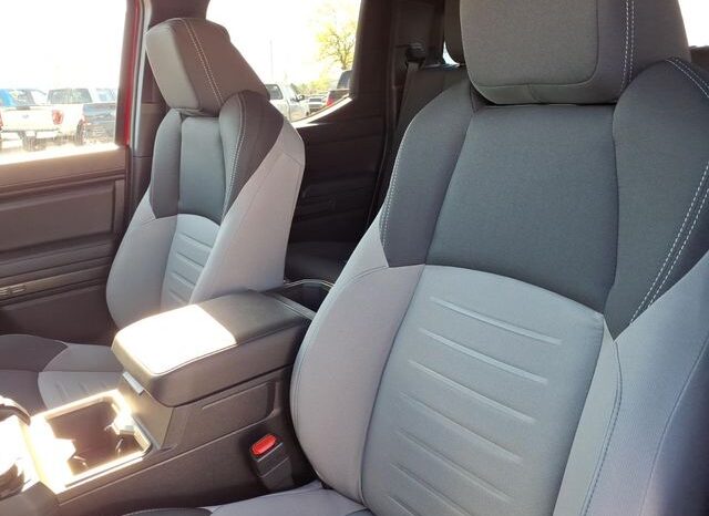 
 Toyota Tacoma Hybrid full									