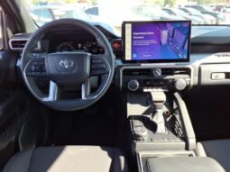 
 Toyota Tacoma Hybrid full									