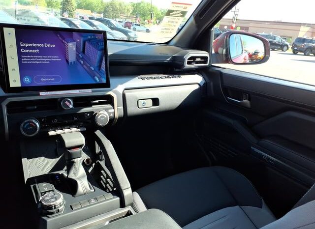 
 Toyota Tacoma Hybrid full									