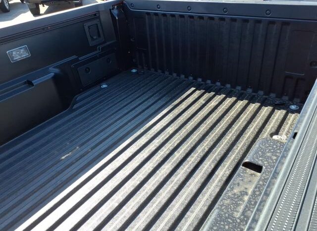 
 Toyota Tacoma Hybrid full									