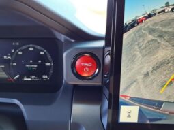 
 Toyota Tacoma Hybrid full									