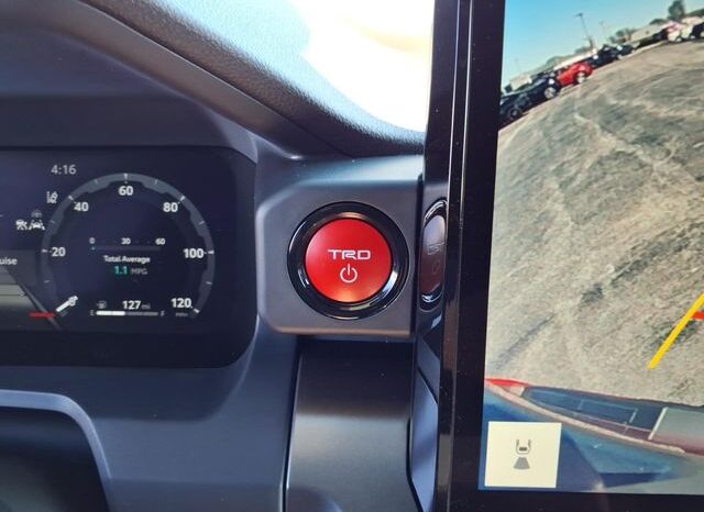 
 Toyota Tacoma Hybrid full									