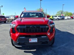 
 Toyota Tacoma Hybrid full									