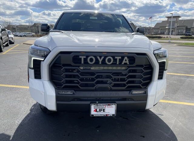 
 Toyota Tundra Hybrid full									