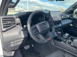 
 Toyota Tundra Hybrid full									