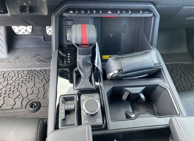 
 Toyota Tundra Hybrid full									