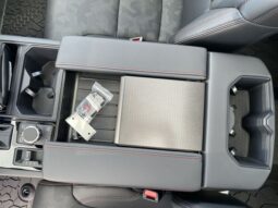 
 Toyota Tundra Hybrid full									