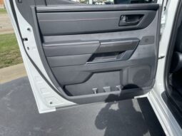 
 Toyota Tundra Hybrid full									