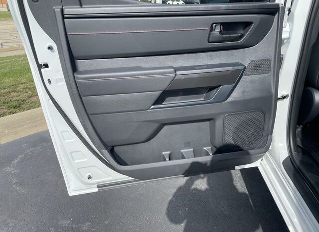 
 Toyota Tundra Hybrid full									