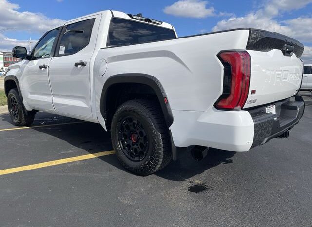 
 Toyota Tundra Hybrid full									