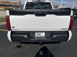 
 Toyota Tundra Hybrid full									