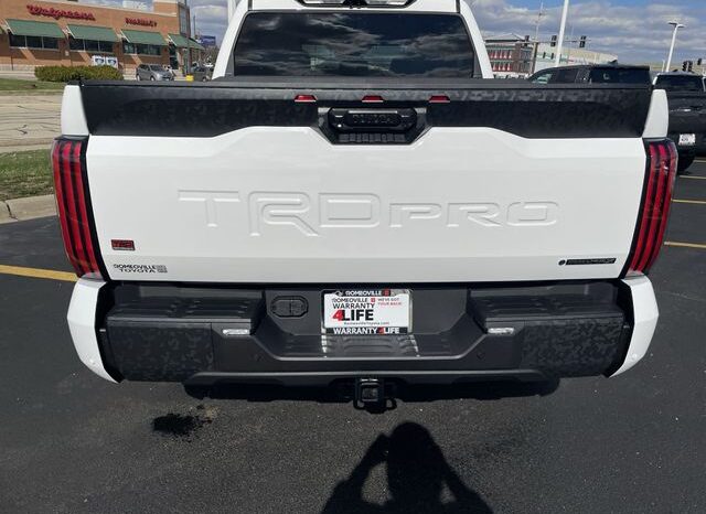 
 Toyota Tundra Hybrid full									