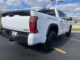 
 Toyota Tundra Hybrid full									