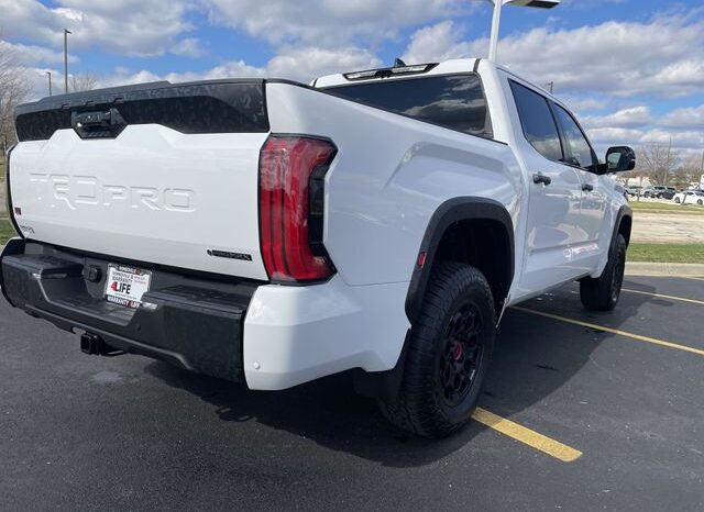 
 Toyota Tundra Hybrid full									