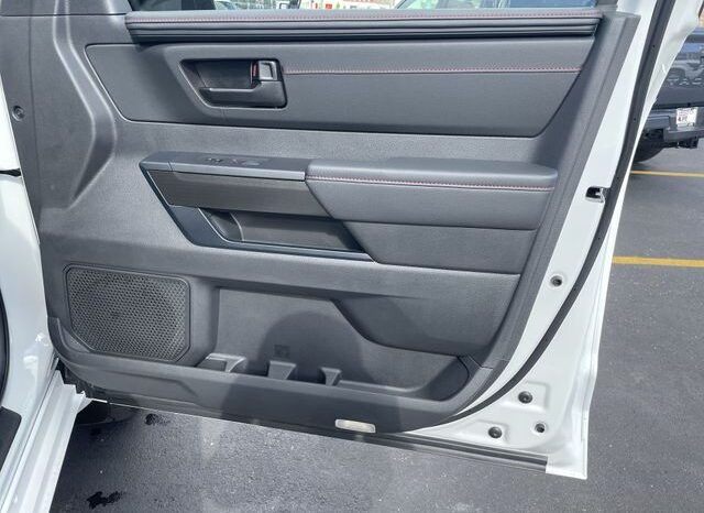 
 Toyota Tundra Hybrid full									