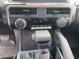 
 Toyota Tacoma full									
