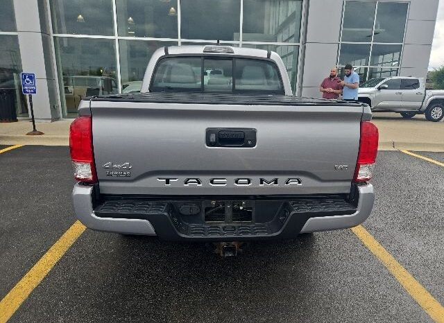 
 Toyota Tacoma full									