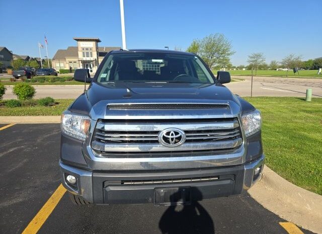 
 Toyota Tundra full									