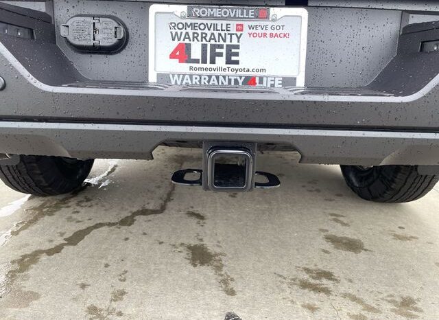 
 Toyota Tundra full									