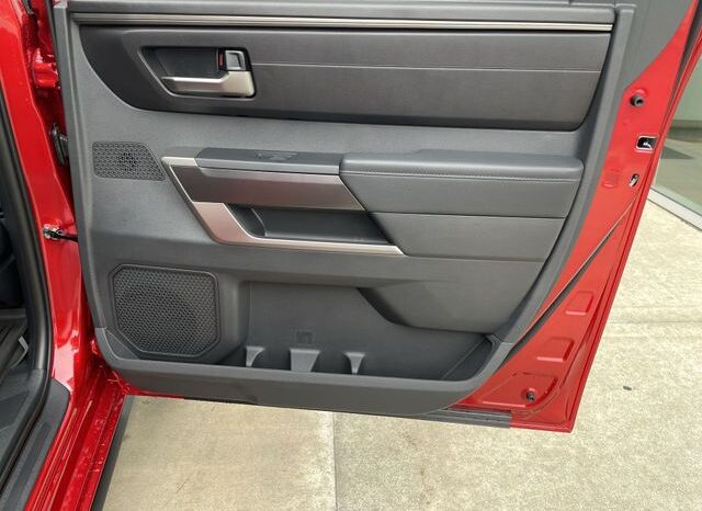 
 Toyota Tundra full									