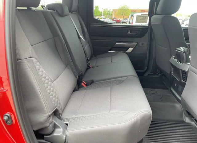 
 Toyota Tundra full									