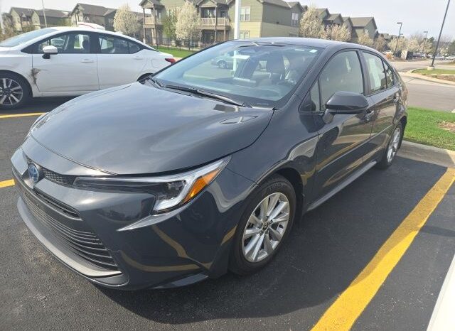 
 Toyota Corolla Hybrid full									