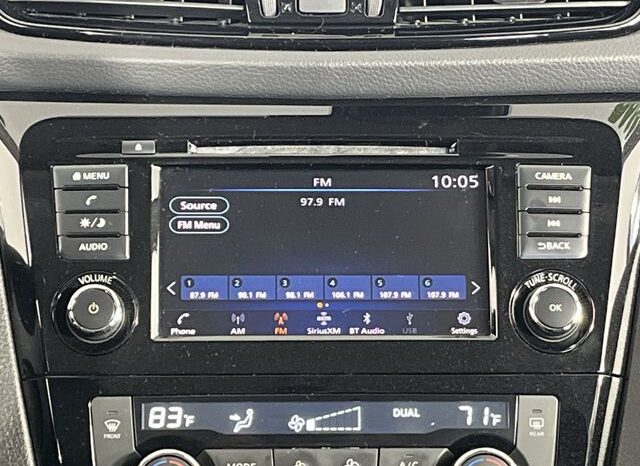 
 Nissan Rogue Sport full									