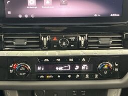 
 Nissan Pathfinder full									