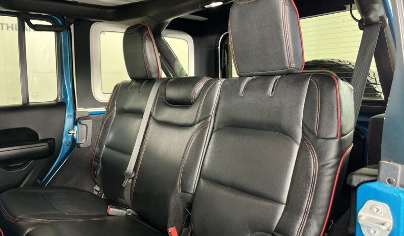 
 Jeep Wrangler full									