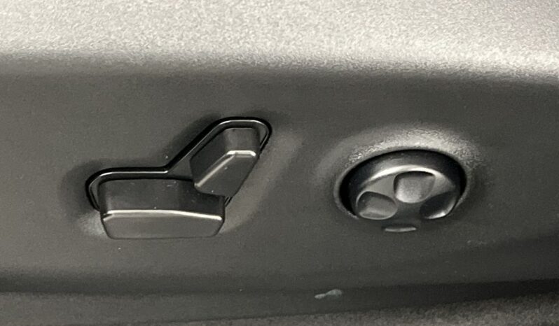 
 Chrysler Pacifica full									