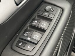 Chrysler Pacifica full