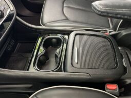 Chrysler Pacifica full