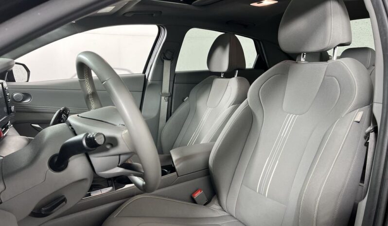 
 Hyundai Elantra full									