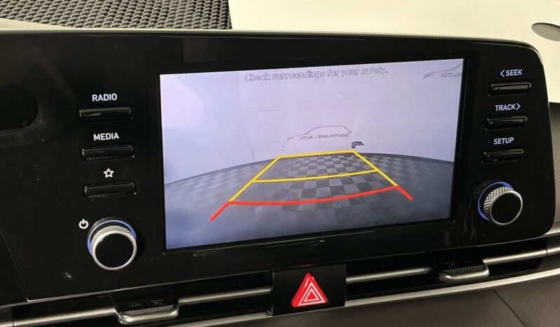 
 Hyundai Elantra full									