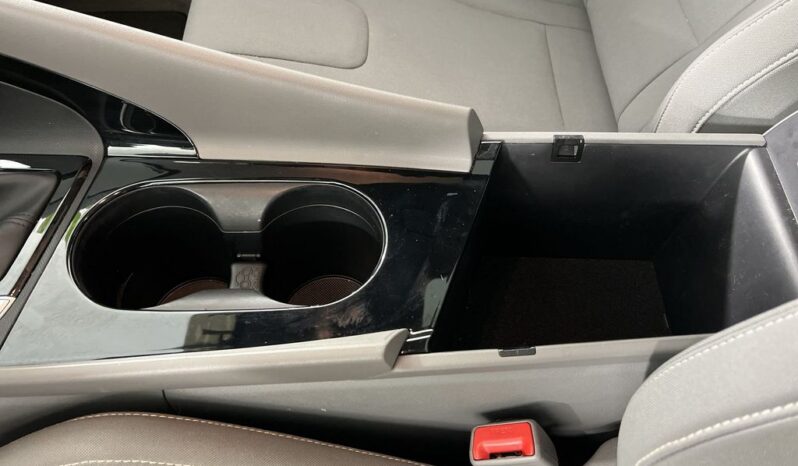 
 Hyundai Elantra full									