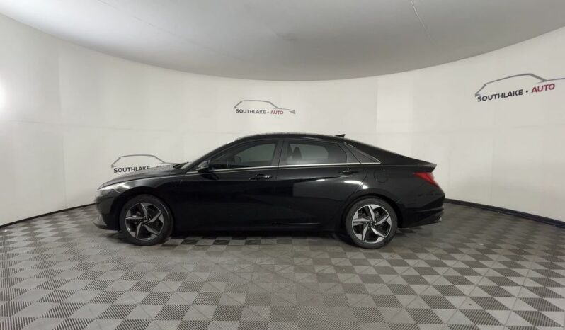 
 Hyundai Elantra full									