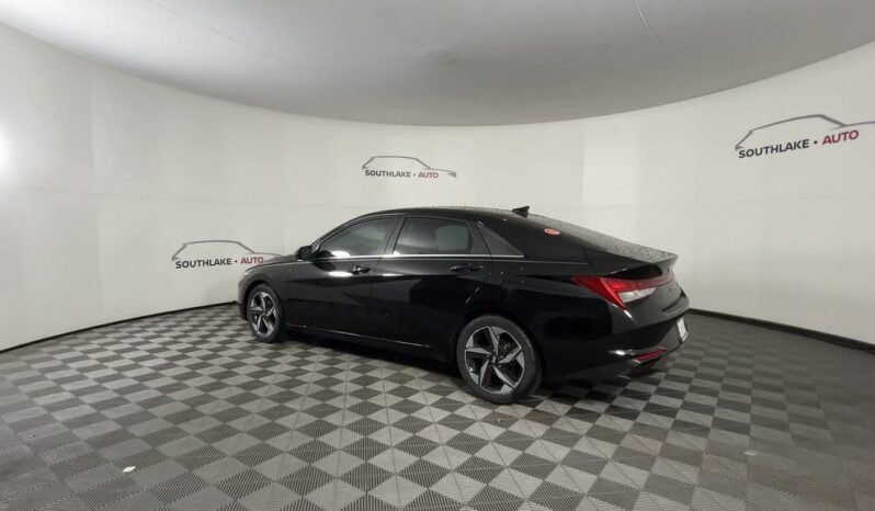 
 Hyundai Elantra full									