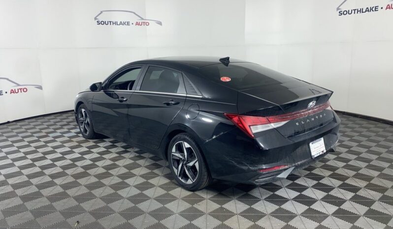 
 Hyundai Elantra full									