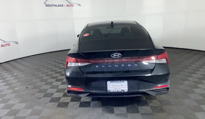 
 Hyundai Elantra full									