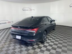 
 Hyundai Elantra full									