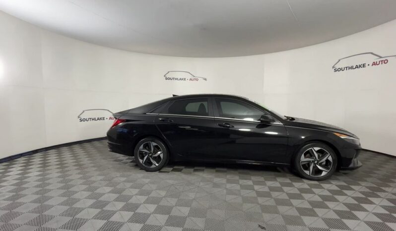
 Hyundai Elantra full									