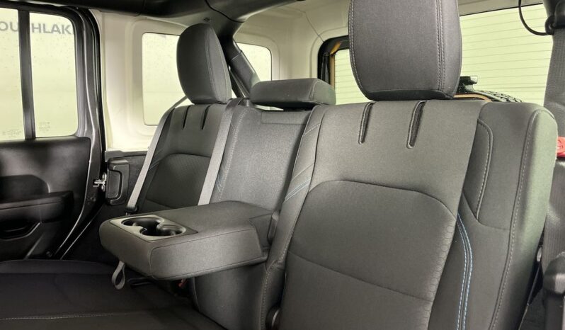 
 Jeep Wrangler full									
