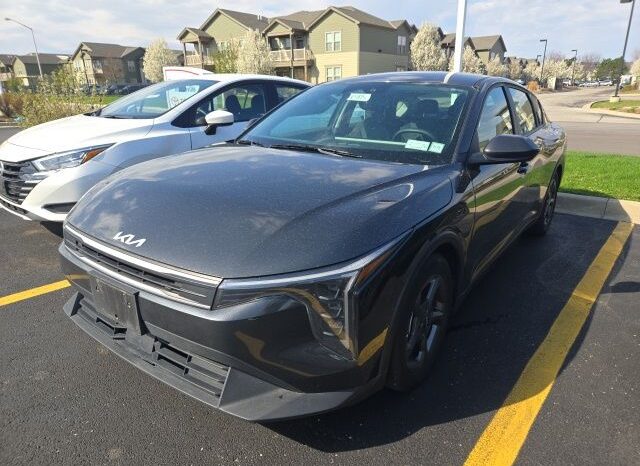 
 Kia K4 full									